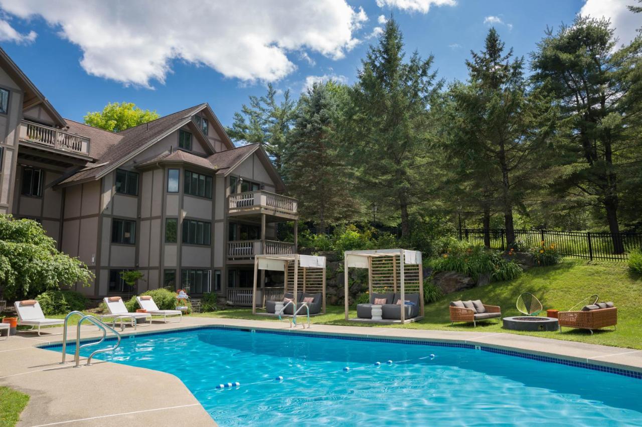 Field Guide Lodge Stowe Exterior photo